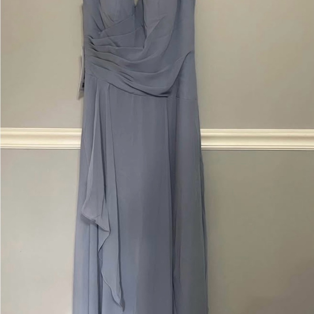 Elegant Sleeveless Kori Dress in Dusty Blue